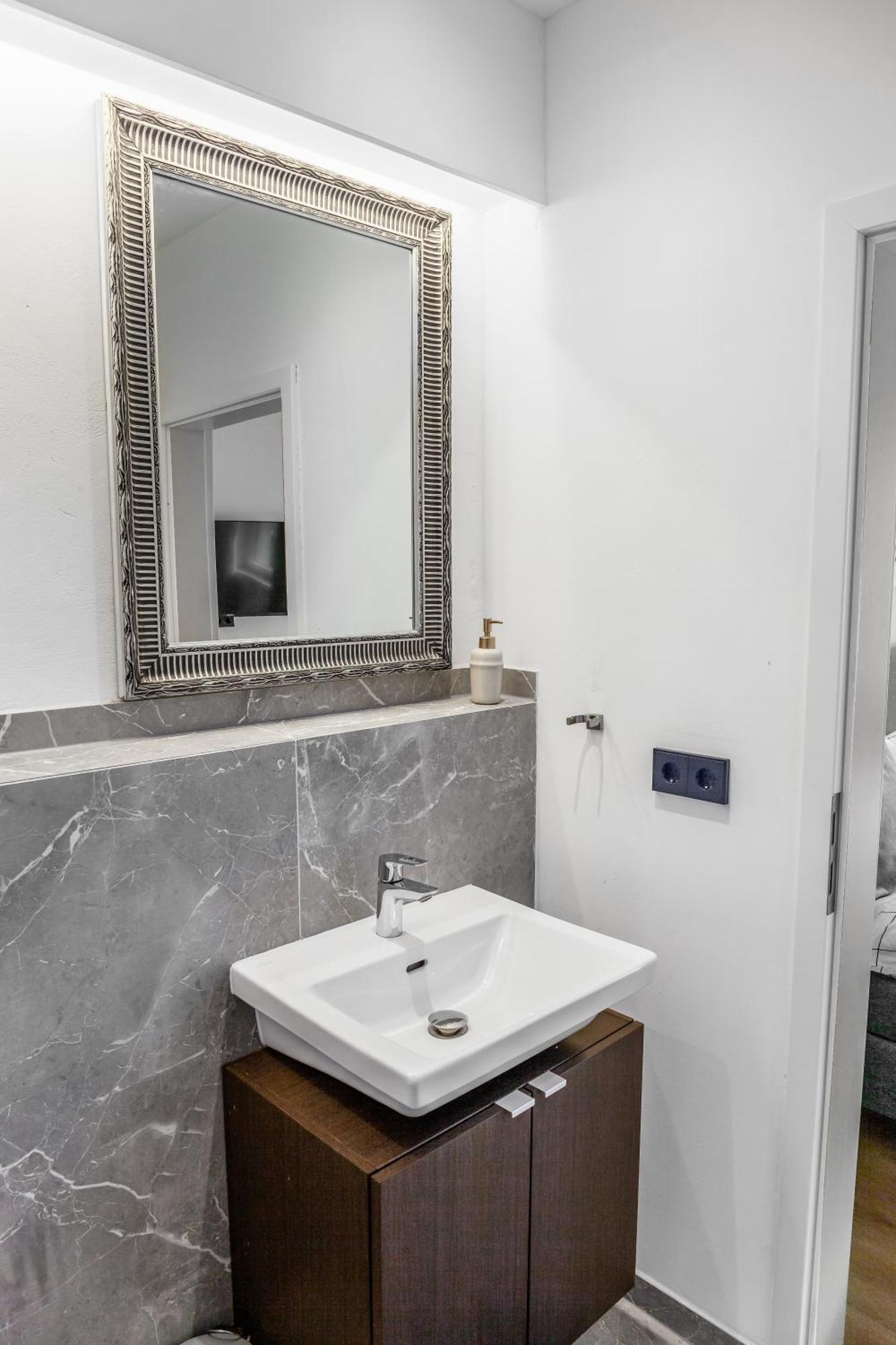 Modern Stay I Cosy & Central Apartments Koblenz  Exterior foto